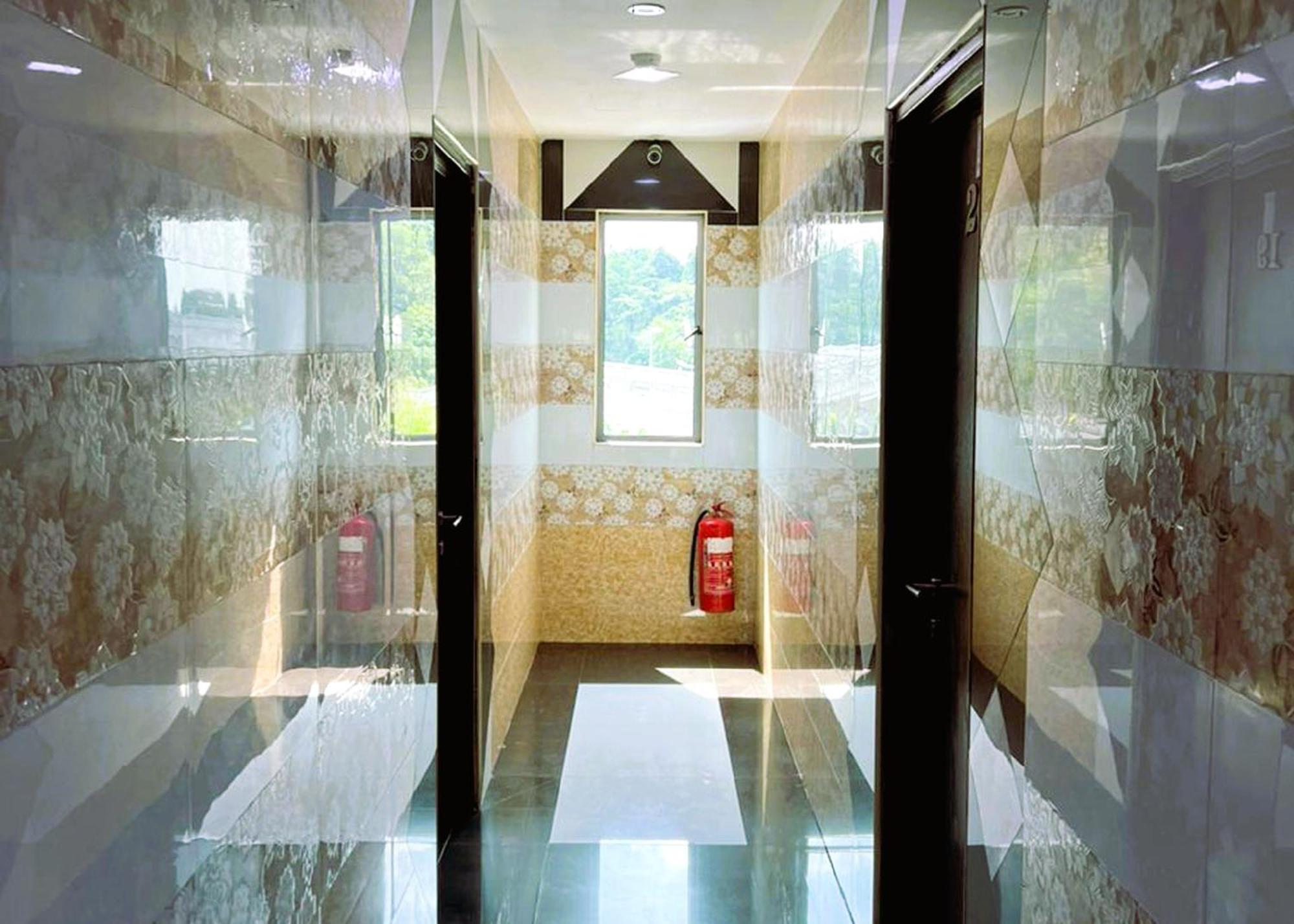 Ark Hotel Subang Subang Jaya Buitenkant foto